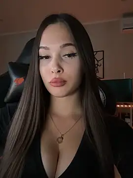 EricaWalls online show from September 2025 07:47:01 PM