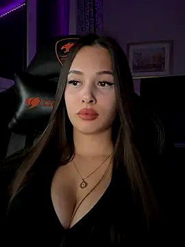 EricaWalls online show from October 2025 10:43:02 PM