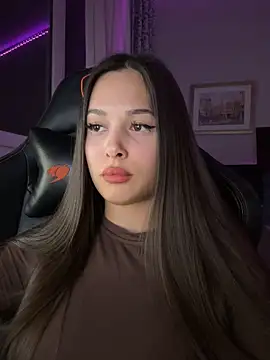 EricaWalls online show from November 2025 10:09:02 PM