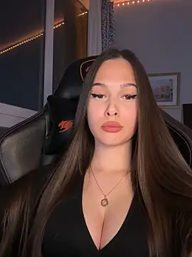 EricaWalls online show from April 2026 06:52:01 PM