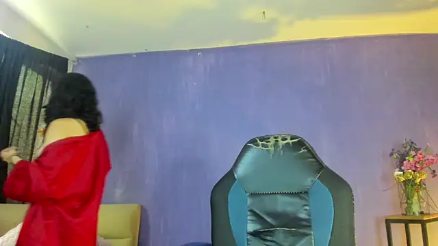 Snapshot of vanelope11 chatting on February 2025 07:36:01 PM vanelope11 online show from February 2025 07:36:01 PM