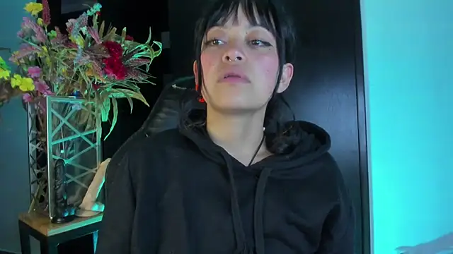 Snapshot of vanelope11 chatting on March 2025 06:35:02 AM vanelope11 online show from March 2025 06:35:02 AM