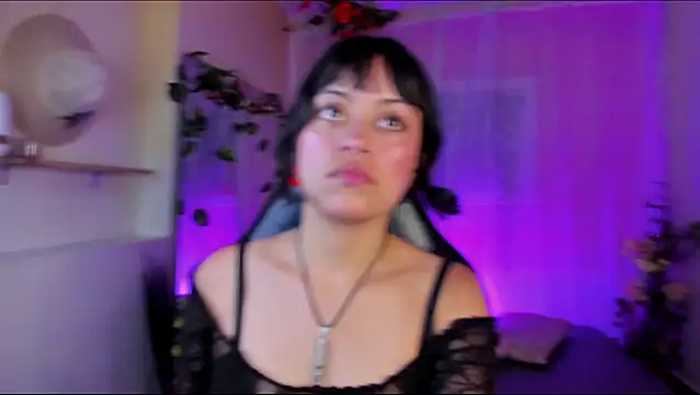 Snapshot of vanelope11 chatting on March 2025 04:10:01 PM vanelope11 online show from March 2025 04:10:01 PM