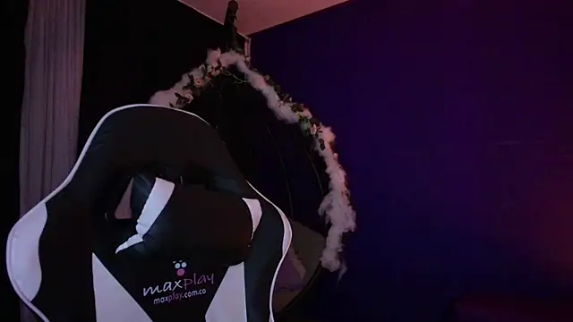 Snapshot of vanelope11 chatting on September 2025 02:57:02 AM vanelope11 online show from September 2025 02:57:02 AM