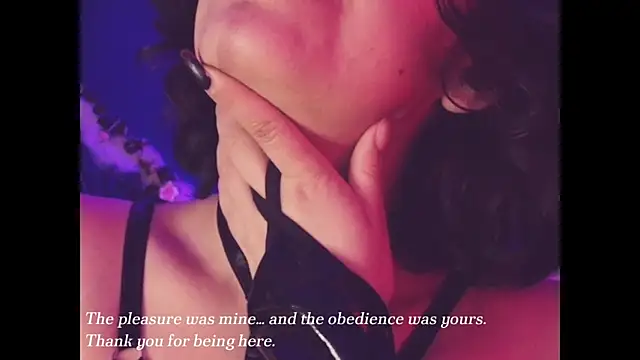 Snapshot of vanelope11 chatting on October 2025 07:14:02 PM vanelope11 online show from October 2025 07:14:02 PM