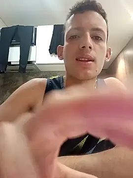 Snapshot of Duvan_Martinez23 chatting on May 2026 09:58:01 AM Duvan Martinez23 online show from May 2026 09:58:01 AM