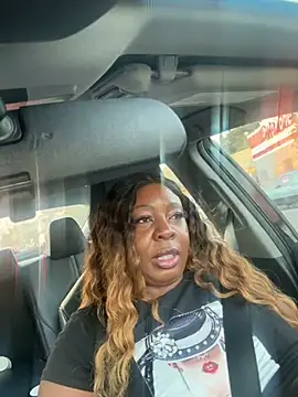 XXXLollipopsJuicy online show from December 2024 12:33:02 AM