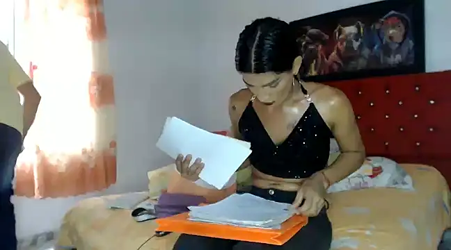 Snapshot of dirtycouplehot2 chatting on March 2025 03:21:01 PM dirtycouplehot2 online show from March 2025 03:21:01 PM