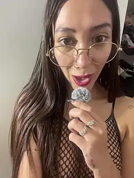 Snapshot of LoliitaS2 chatting on October 2025 10:31:01 PM LoliitaS2 online show from October 2025 10:31:01 PM