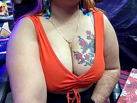 Snapshot of Naughty_Neha_ chatting on March 2025 06:12:01 PM Naughty Neha online show from March 2025 06:12:01 PM