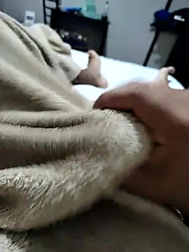 paulocte123 online show from December 2025 12:26:02 AM