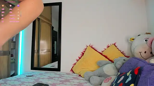 Lee Ash online show from December 2025 06:07:02 AM