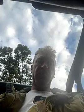 bentoverblonde online show from September 2025 12:50:02 PM