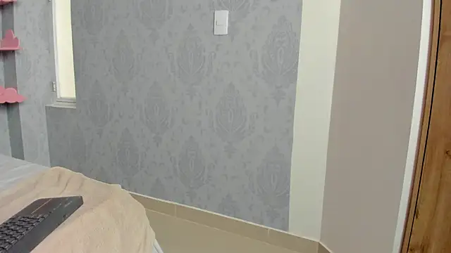 Snapshot of MaddyCute4u chatting on February 2025 02:38:01 PM MaddyCute4u online show from February 2025 02:38:01 PM