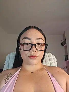 helena smith online show from February 2026 03:24:02 AM