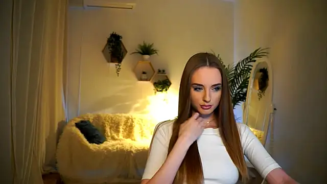 petitegonwiild online show from January 2025 03:32:02 PM