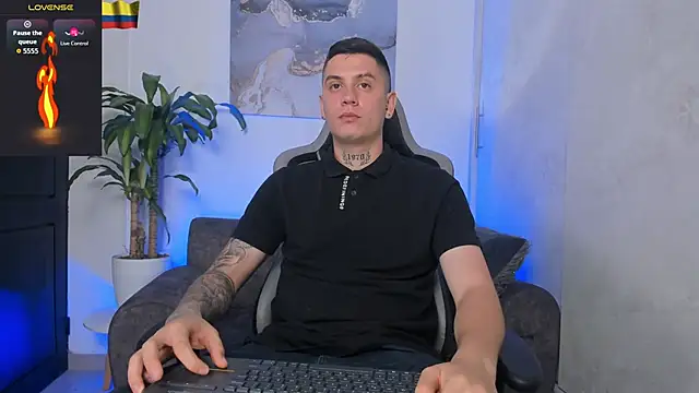 Yeiko Romero  online show from January 2026 10:48:01 PM