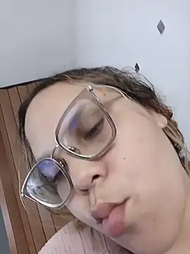 Emma-evans online show from March 2026 07:52:02 PM