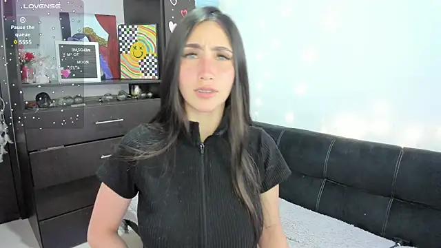 Emilytafur online show from February 2025 12:19:02 AM