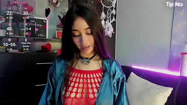 Snapshot of Emilytafur chatting on February 2026 05:53:02 PM Emilytafur online show from February 2026 05:53:02 PM