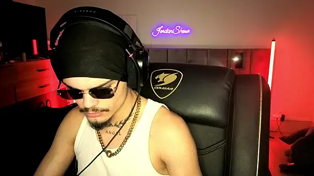 JordanShow online show from November 2025 04:16:01 PM