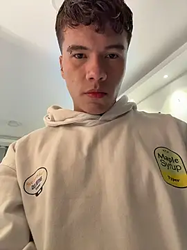 Logan smith1 online show from February 2026 04:57:02 AM