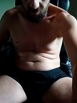 Snapshot of GrofLicno chatting on October 2025 02:57:01 PM GrofLicno online show from October 2025 02:57:01 PM