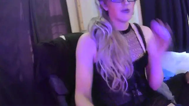 sexyblondetrans online show from February 2025 04:55:01 PM