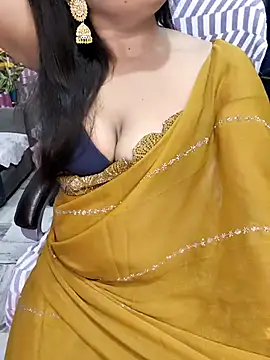 Cute-Raashii online show from February 2026 11:39:02 PM