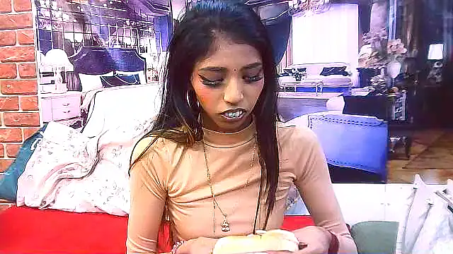 IndianSexySlender online show from December 2025 05:15:02 AM