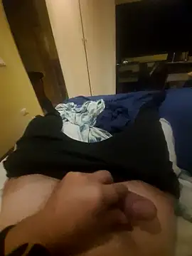 Snapshot of tiscopofortezozza chatting on October 2025 03:05:02 AM tiscopofortezozza online show from October 2025 03:05:02 AM