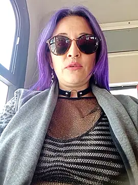 sophie banger online show from November 2025 06:51:01 PM