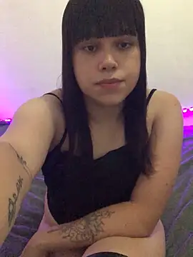 Snapshot of Karolsinhapriv chatting on January 2025 03:44:01 AM Karolsinhapriv online show from January 2025 03:44:01 AM