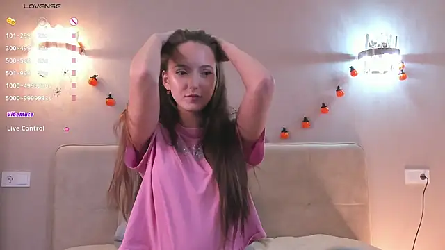 PetraBawden online show from November 2025 09:04:02 AM