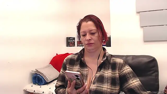 Snapshot of eva_twiss chatting on June 2026 01:03:02 PM eva twiss online show from June 2026 01:03:02 PM