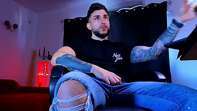 Snapshot of MightyAaron66 chatting on October 2025 09:57:02 AM MightyAaron66 online show from October 2025 09:57:02 AM