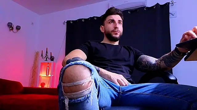 Snapshot of MightyAaron66 chatting on November 2025 03:27:01 PM MightyAaron66 online show from November 2025 03:27:01 PM