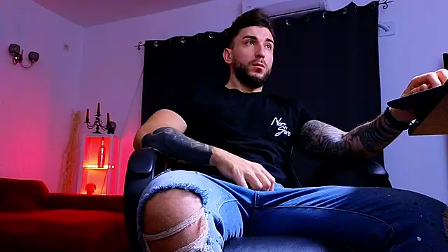 Snapshot of MightyAaron66 chatting on November 2025 03:53:02 AM MightyAaron66 online show from November 2025 03:53:02 AM