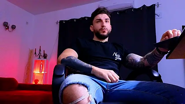 Snapshot of MightyAaron66 chatting on December 2025 05:01:01 AM MightyAaron66 online show from December 2025 05:01:01 AM