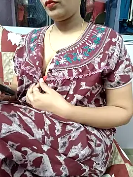 Snapshot of samitasharma chatting on March 2025 04:28:02 PM samitasharma online show from March 2025 04:28:02 PM