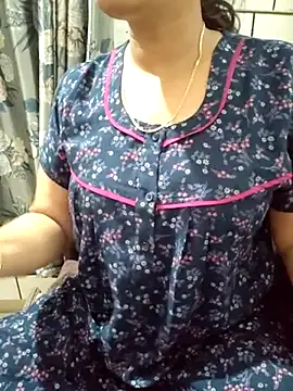 Snapshot of samitasharma chatting on March 2025 02:26:02 PM samitasharma online show from March 2025 02:26:02 PM