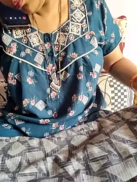 Snapshot of samitasharma chatting on December 2025 06:52:01 AM samitasharma online show from December 2025 06:52:01 AM