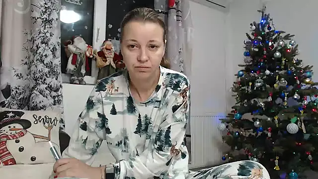 Snapshot of SweetMaddy888 chatting on January 2025 04:09:02 AM SweetMaddy888 online show from January 2025 04:09:02 AM