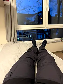 Snapshot of rundum40 chatting on November 2025 03:45:01 PM rundum40 online show from November 2025 03:45:01 PM