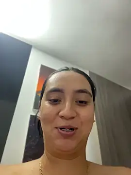 karla nill online show from April 2026 06:24:02 PM