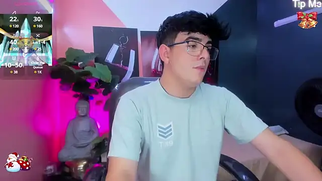 Snapshot of nolan_twink1 chatting on December 2024 09:24:02 PM nolan twink1 online show from December 2024 09:24:02 PM