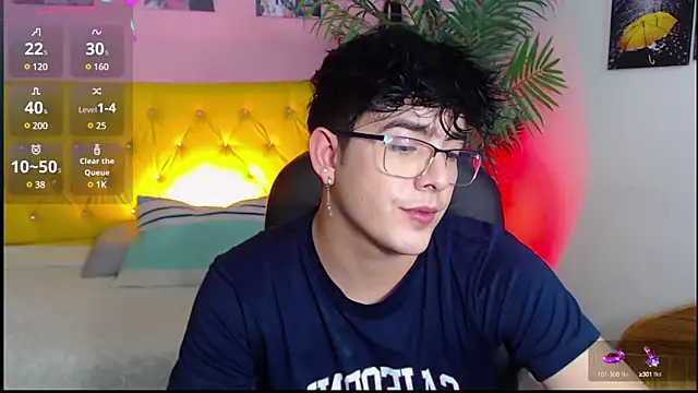 Snapshot of nolan_twink1 chatting on January 2025 08:49:01 PM nolan twink1 online show from January 2025 08:49:01 PM