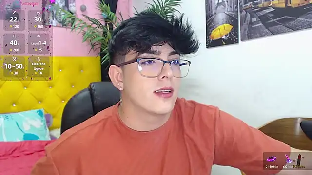 Snapshot of nolan_twink1 chatting on January 2025 08:43:02 PM nolan twink1 online show from January 2025 08:43:02 PM