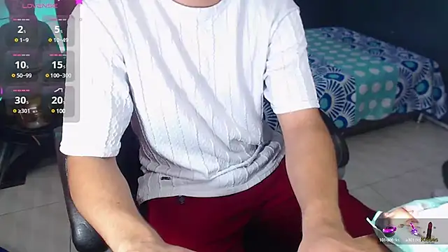 Snapshot of nolan_twink1 chatting on February 2025 05:42:01 PM nolan twink1 online show from February 2025 05:42:01 PM