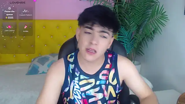 Snapshot of nolan_twink1 chatting on February 2025 05:48:02 PM nolan twink1 online show from February 2025 05:48:02 PM